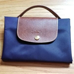 Le Pilage document holder